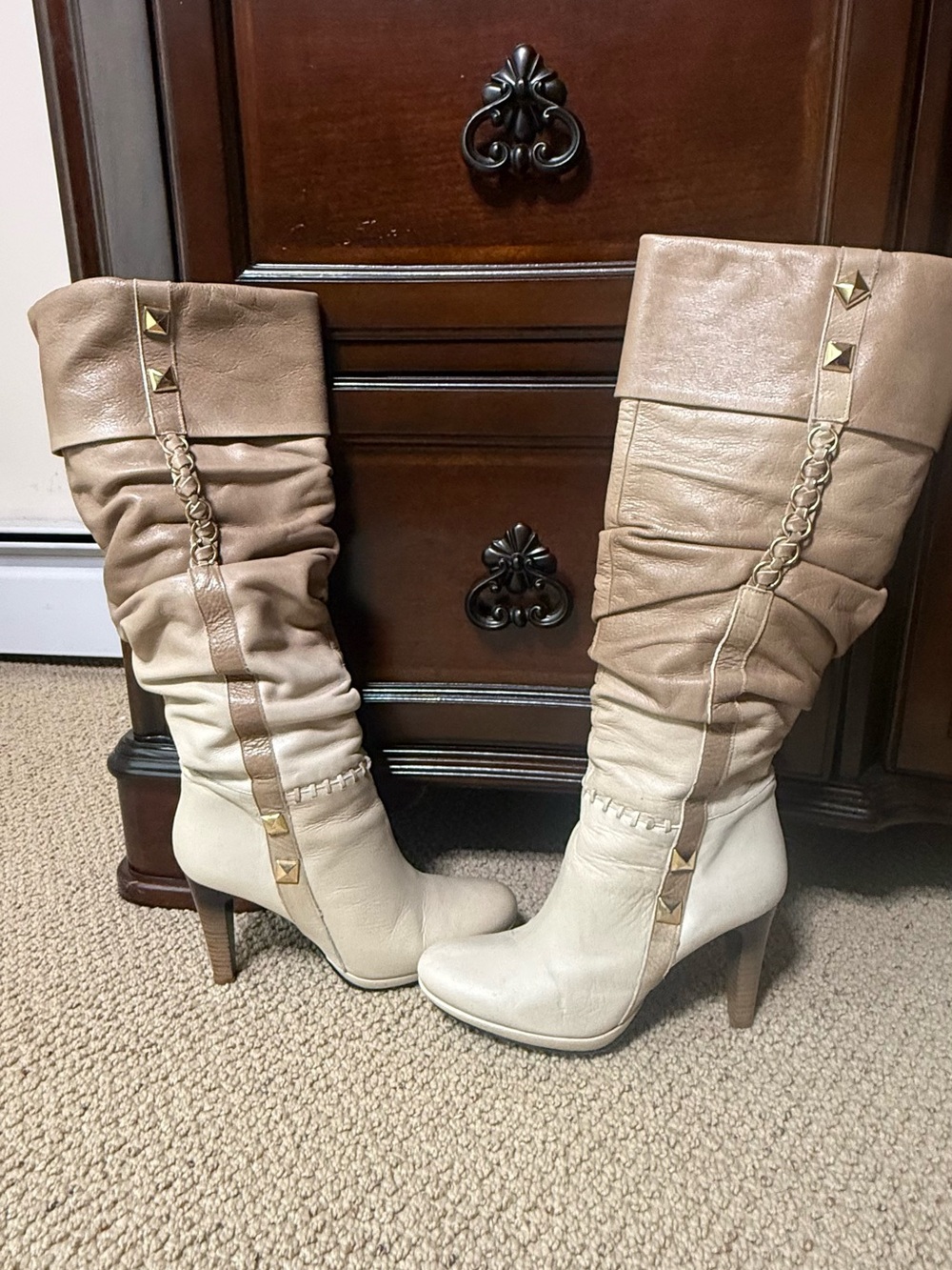 Charles David Two-Tone Taupe and Cream Slouchy Chain-Detail Heeled Boots